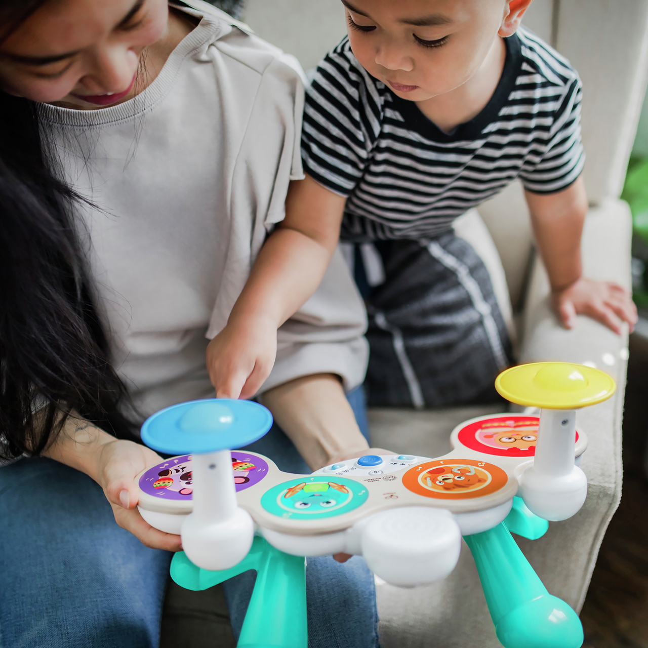 Together in Tune Drums™ Connected Magic Touch™ Together in Tune Drums™ Connected Magic Touch™