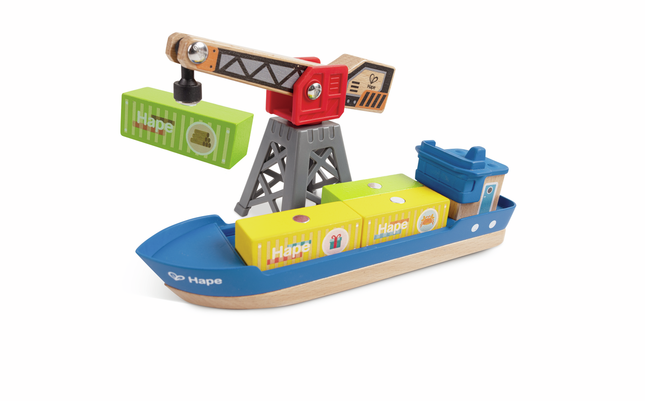 Cargo Ship & Crane Cargo Ship & Crane