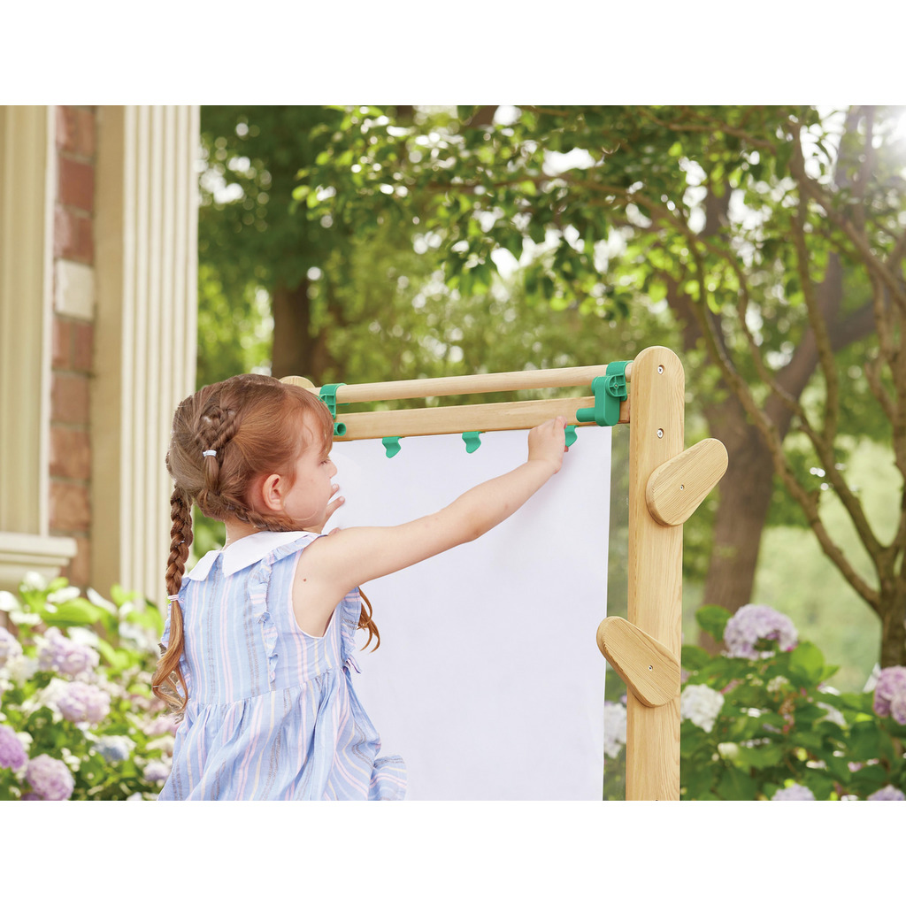 Outdoor Art Easel Outdoor Art Easel