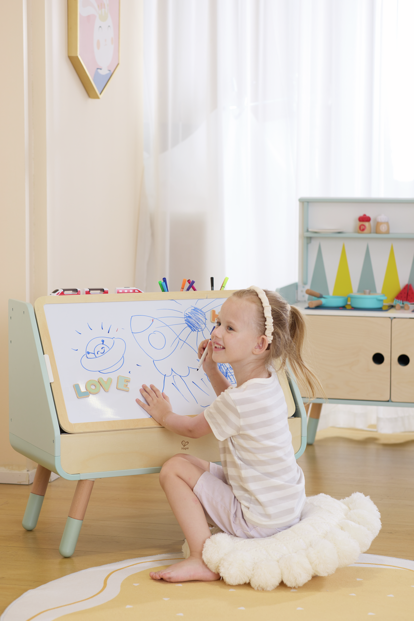 Read & Draw Sling Bookshelf